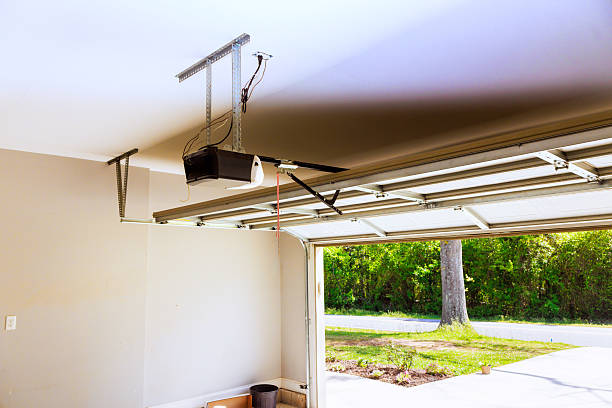 Top rated local Garage Door Panel Replacement specialists in Murphys Estates, SC